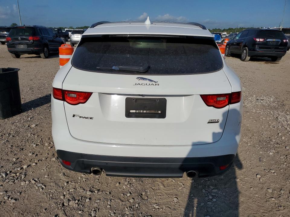 Photo 6 from auction – 2017 JAGUAR F-PACE with VIN SADCJ2BV3HA884024