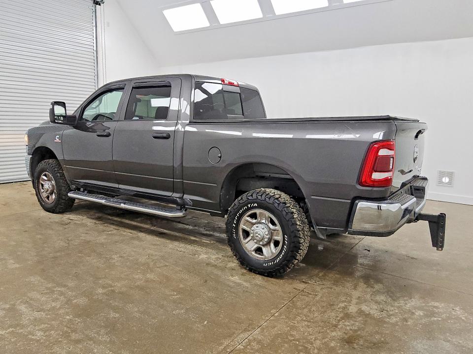 Zdjęcie 2 z aukcji – 2024 RAM 2500 z VIN 3C6UR5CL9RG306625