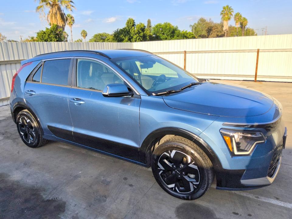 Photo 4 from auction – 2023 KIA NIRO with VIN KNDCR3L10P5027740