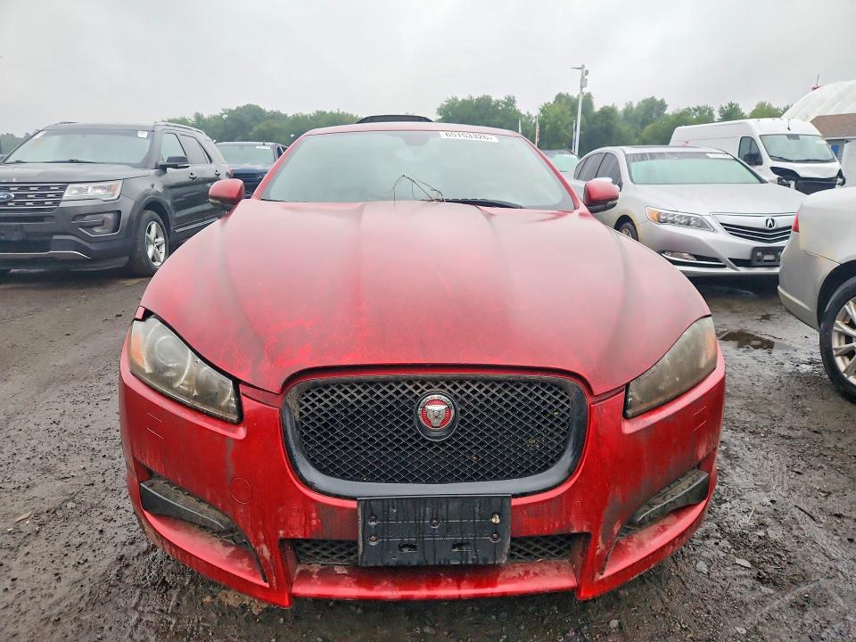 صورة رقم 5 من المزاد - 2015 JAGUAR XF مع VIN SAJWJ0FF1F8U54157