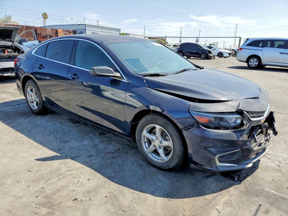 Photo 4 from auction – 2017 CHEVROLET MALIBU with VIN 1G1ZB5ST0HF282065
