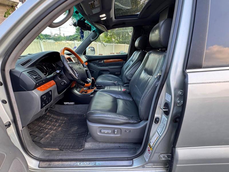 Photo 9 from auction – 2004 LEXUS GX with VIN JTJBT20X840026521