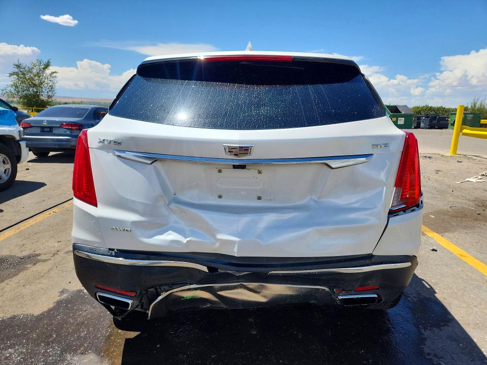 Photo 6 from auction – 2017 CADILLAC XT5 with VIN 1GYKNFRS8HZ103914