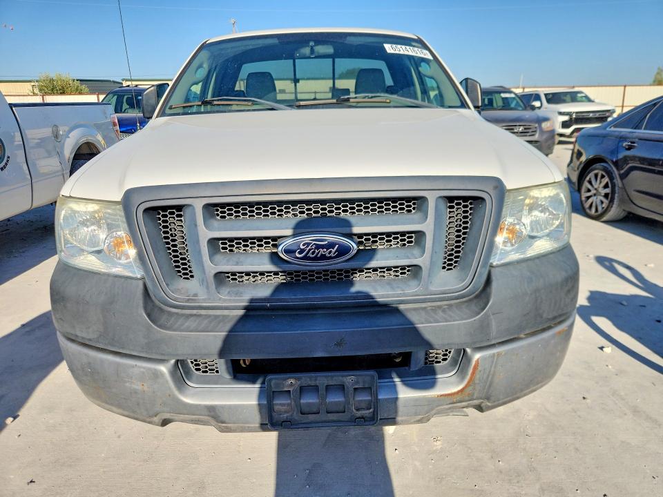 Photo 5 from auction – 2005 FORD F150 with VIN 1FTRF12W65NA34239
