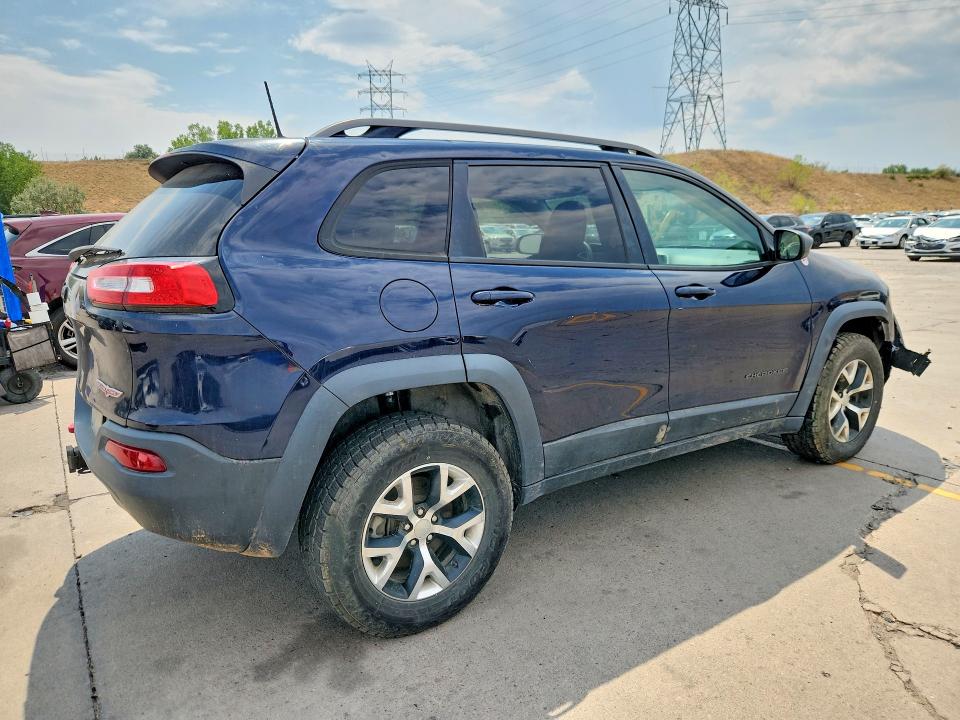 Photo 3 from auction – 2016 JEEP CHEROKEE with VIN 1C4PJMBS0GW300386