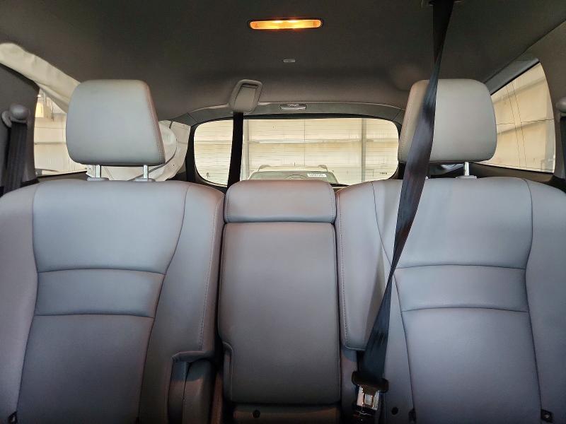Photo 10 from auction – 2016 HONDA PILOT with VIN 5FNYF6H98GB018118