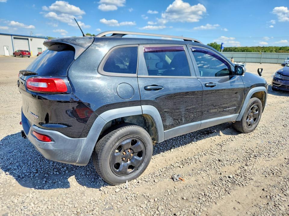 Photo 3 from auction – 2015 JEEP CHEROKEE with VIN 1C4PJMBSXFW663437