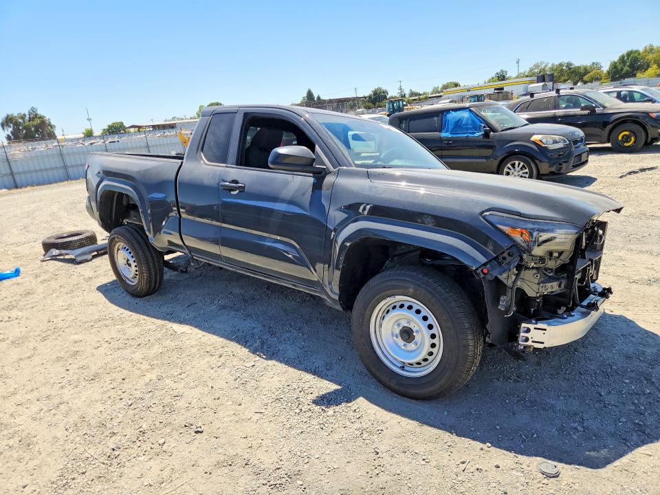 Photo 4 from auction – 2026 TOYOTA TACOMA with VIN 3TYJDAKN8TT023099