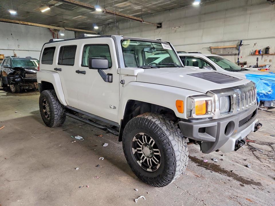 Zdjęcie 4 z aukcji – 2008 HUMMER H3 z VIN 5GTEN43E888185457
