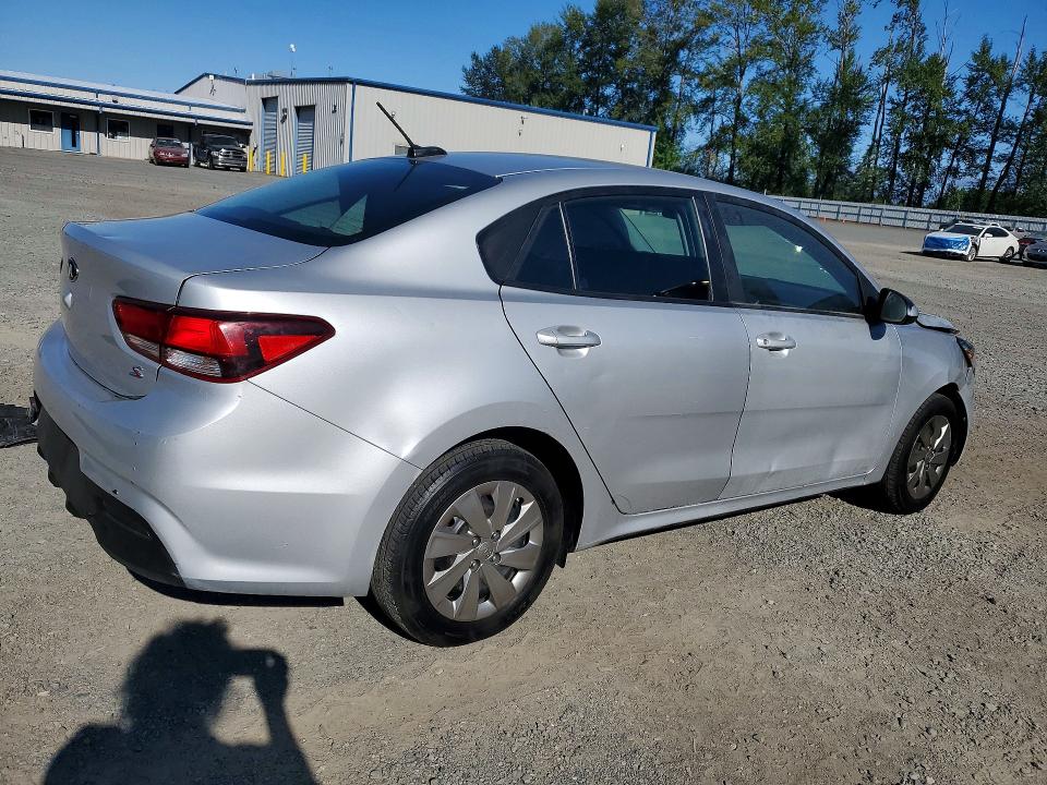 Photo 3 from auction – 2018 KIA RIO with VIN 3KPA24AB1JE068144