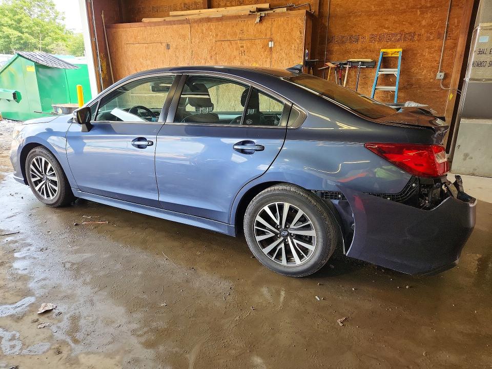 Photo 2 from auction – 2018 SUBARU LEGACY with VIN 4S3BNAF65J3035046