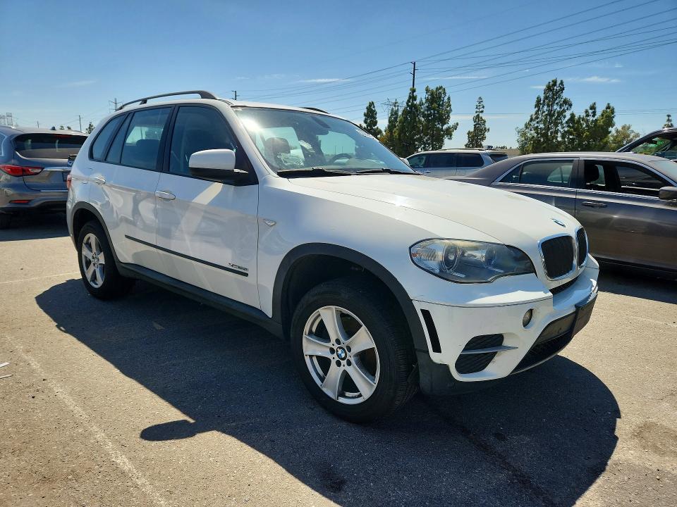 Photo 4 from auction – 2013 BMW X5 with VIN 5UXZV4C53D0G50245