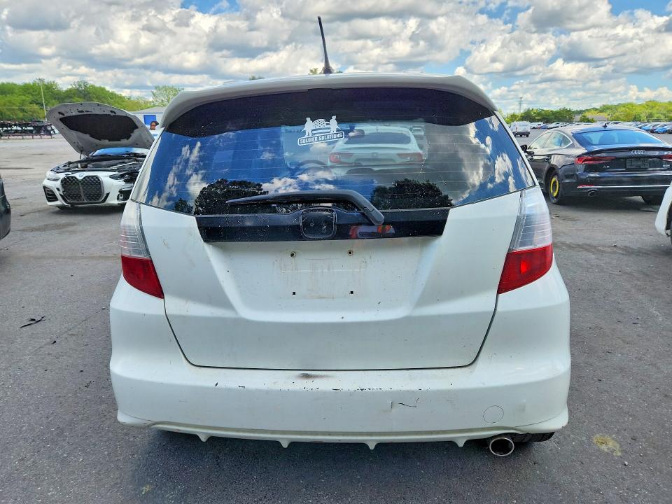 Photo 6 from auction – 2012 HONDA FIT with VIN JHMGE8H52CC008777
