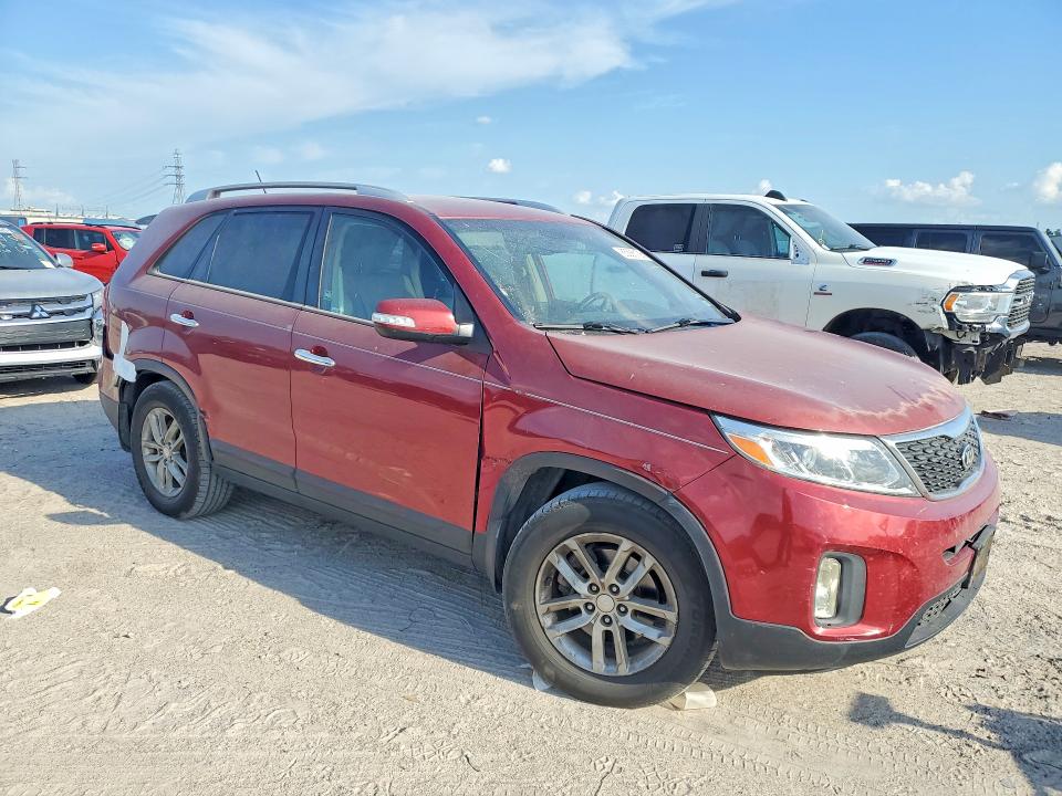 Photo 4 from auction – 2014 KIA SORENTO with VIN 5XYKT3A64EG511734