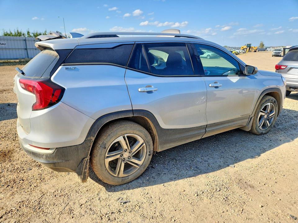 Photo 3 from auction – 2018 GMC TERRAIN with VIN 3GKALWEUXJL270193