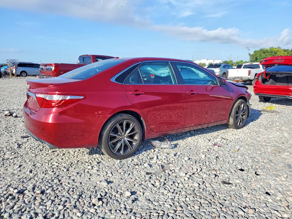 Photo 3 from auction – 2017 TOYOTA CAMRY with VIN 4T1BF1FK0HU698468