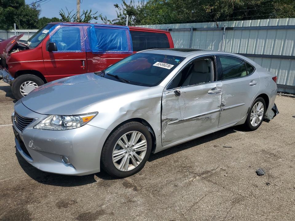 LEXUS ES 2014 with VIN JTHBK1GG4E2118025 - Photo from auction