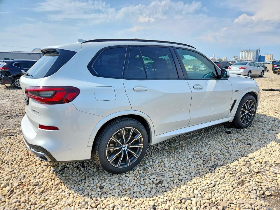 Photo 3 from auction – 2022 BMW X5 with VIN 5UXTA6C04N9K67944