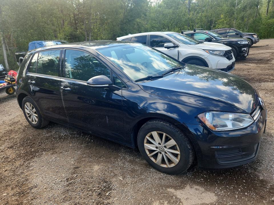 Photo 4 from auction – 2015 VOLKSWAGEN GOLF with VIN 3VW217AU2FM037277