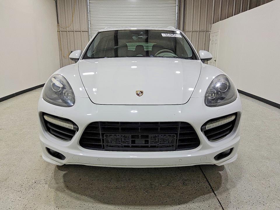 Photo 5 from auction – 2014 PORSCHE CAYENNE with VIN WP1AD2A20ELA73569