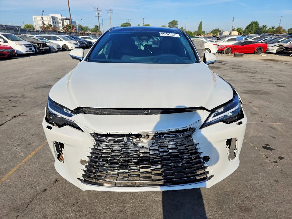 Photo 5 from auction – 2023 LEXUS RX 350H with VIN 2T2BBMCA6PC022269