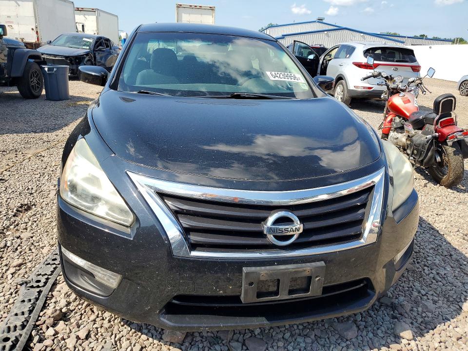 Photo 5 from auction – 2015 NISSAN ALTIMA with VIN 1N4AL3AP3FN332931
