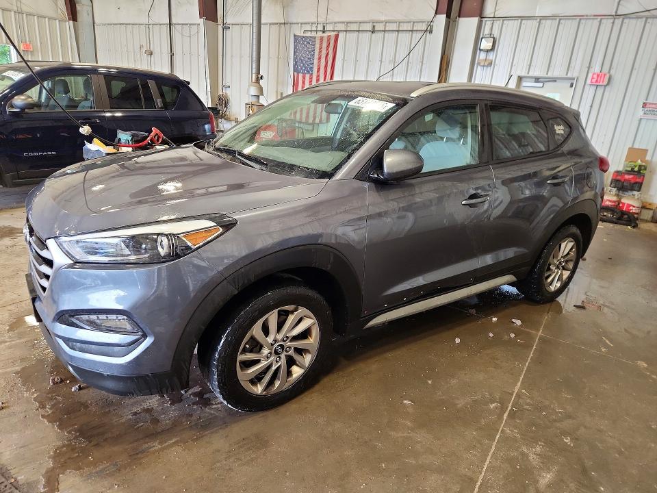 HYUNDAI TUCSON 2017 with VIN KM8J3CA46HU402460 - Photo from auction
