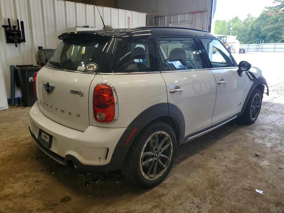 Photo 3 from auction – 2015 MINI COOPER with VIN WMWZC5C52FWM19425