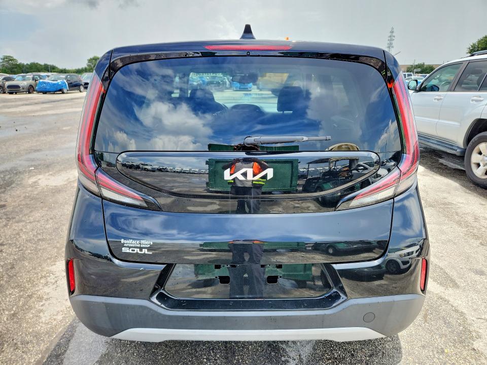 Photo 6 from auction – 2023 KIA SOUL with VIN KNDJ23AU3P7874863