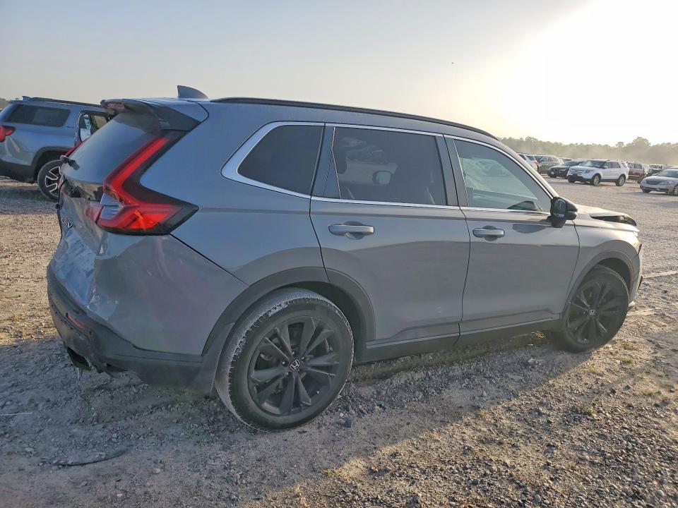 Photo 3 from auction – 2024 HONDA CR-V with VIN 7FARS6H97RE060738