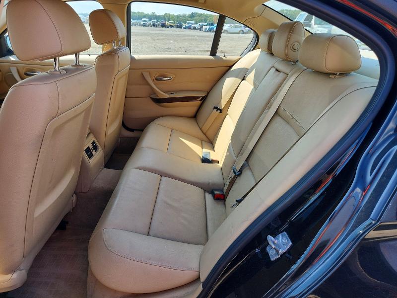 Photo 10 from auction – 2011 BMW 328 with VIN WBAPK5C57BA657949
