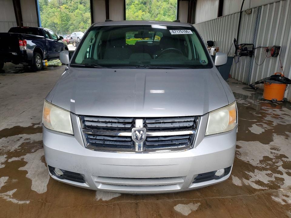 Photo 5 from auction – 2010 DODGE GRAND CARAVAN with VIN 2D4RN5D18AR265638