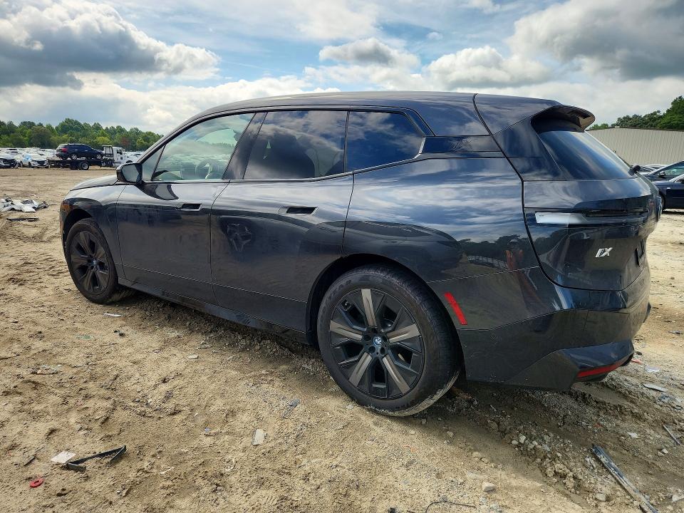 Foto 2 de la subasta – 2025 BMW IX con VIN WB523CF03SCU80301
