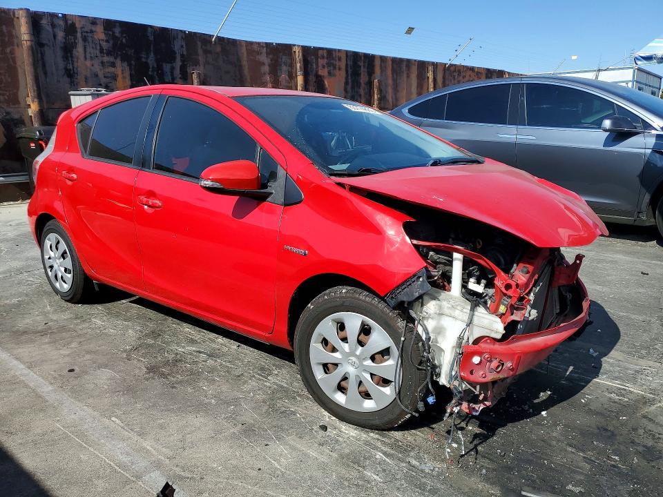 Photo 4 from auction – 2012 TOYOTA PRIUS C with VIN JTDKDTB39C1019618