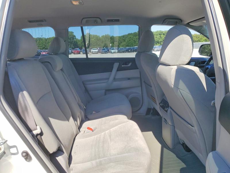 Photo 11 from auction – 2013 TOYOTA HIGHLANDER with VIN 5TDBK3EH8DS251760