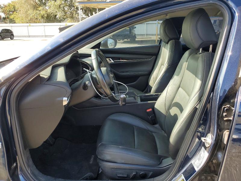 Photo 7 from auction – 2019 MAZDA 3 with VIN 3MZBPADL3KM112500