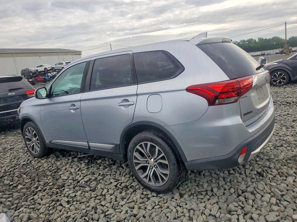 Photo 2 from auction – 2017 MITSUBISHI OUTLANDER with VIN JA4AZ3A38HZ020583