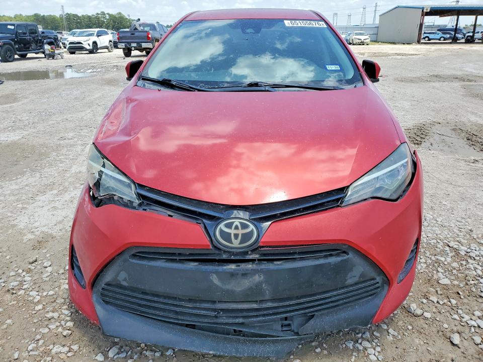 Photo 5 from auction – 2017 TOYOTA COROLLA with VIN 5YFBURHEXHP649193