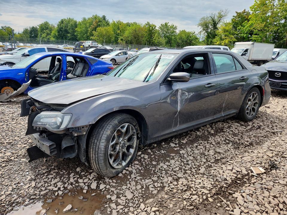 CHRYSLER 300 2015 with VIN 2C3CCAGG8FH892357 - Photo from auction