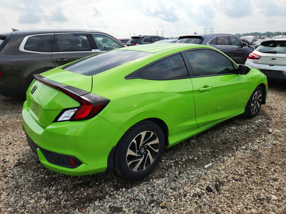 Photo 3 from auction – 2016 HONDA CIVIC with VIN 2HGFC4B01GH312986