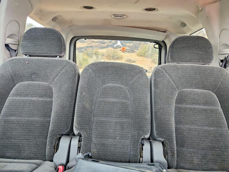 Photo 10 from auction – 2002 FORD EXPLORER with VIN 1FMZU73E62UC08967