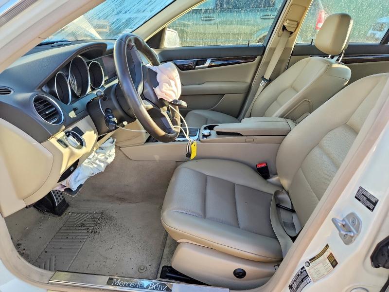 Photo 7 from auction – 2012 MERCEDES-BENZ C with VIN WDDGF8BB1CA698875