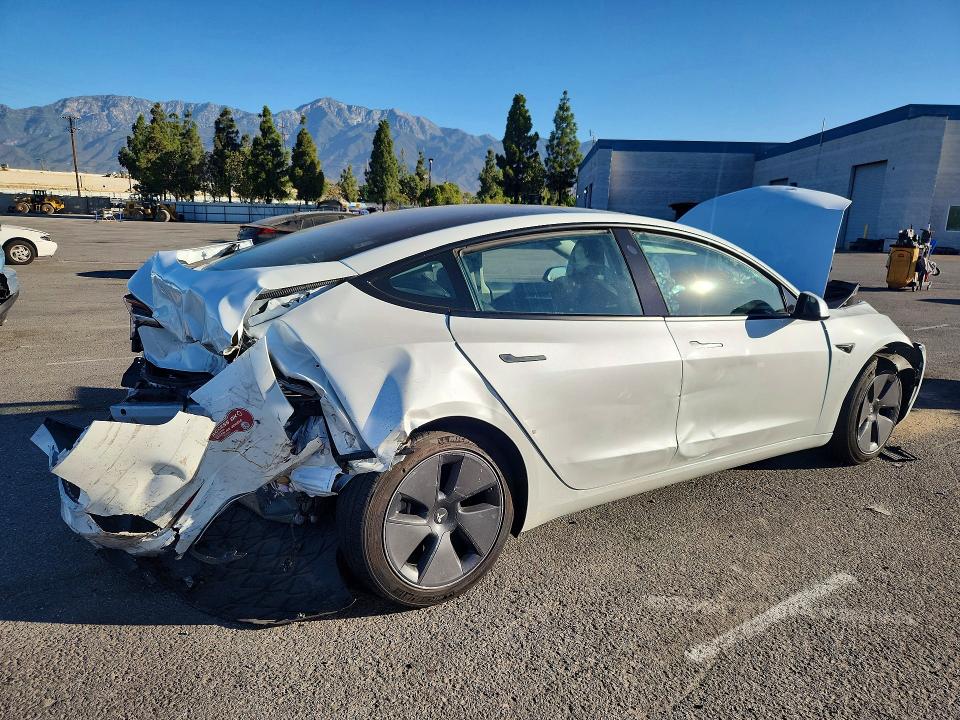 Photo 3 from auction – 2023 TESLA MODEL 3 with VIN 5YJ3E1EA5PF598183