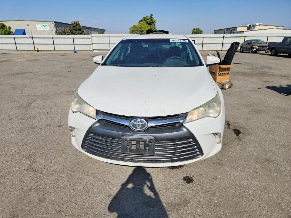 Photo 5 from auction – 2016 TOYOTA CAMRY with VIN 4T4BF1FK3GR553025