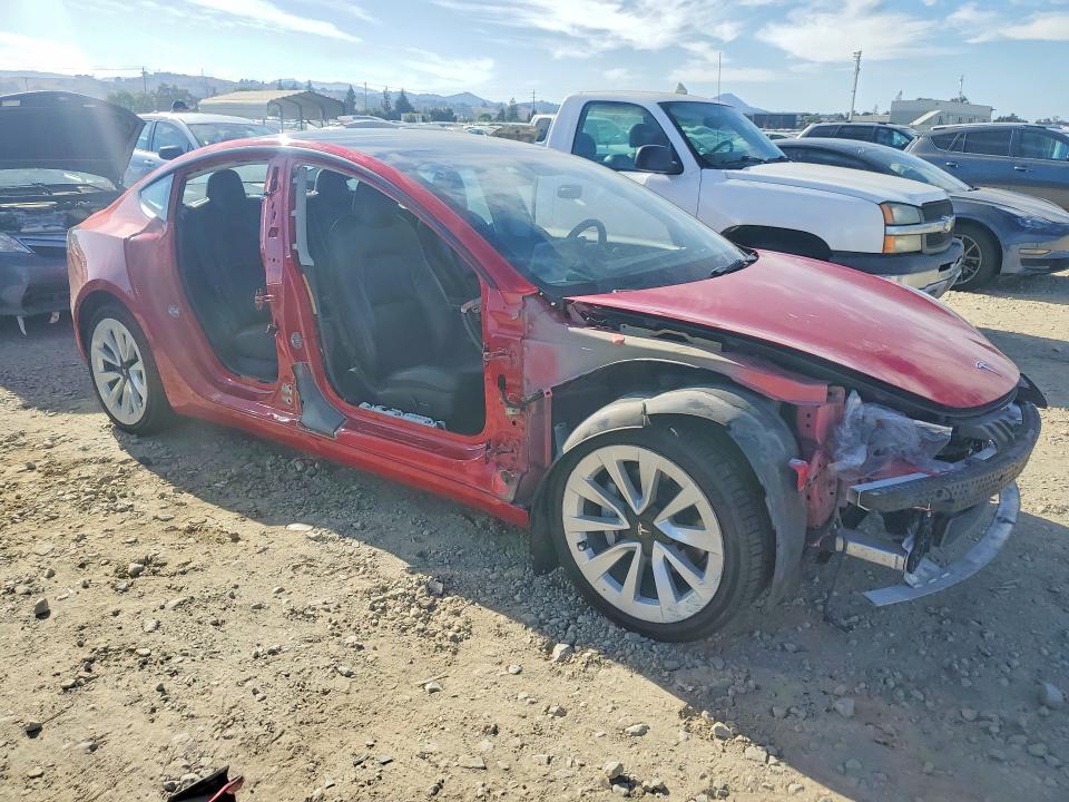 Photo 4 from auction – 2022 TESLA MODEL 3 with VIN 5YJ3E1EA8NF185378