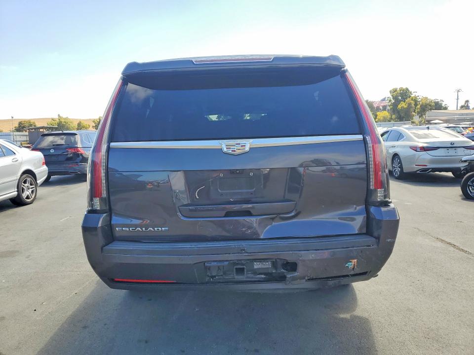 Photo 6 from auction – 2017 CADILLAC ESCALADE with VIN 1GYS4JKJ0HR228185