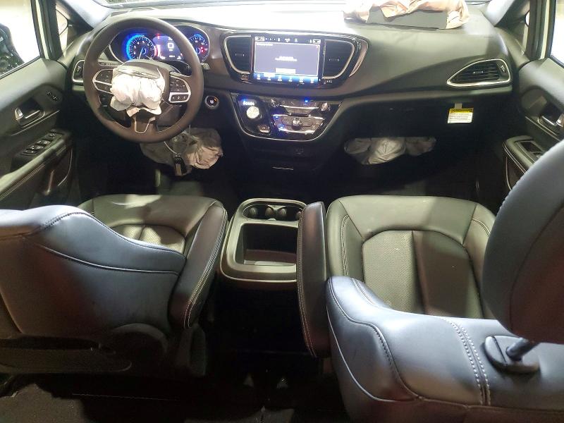 Photo 8 from auction – 2026 CHRYSLER PACIFICA with VIN 2C4RC1BG4TR243691