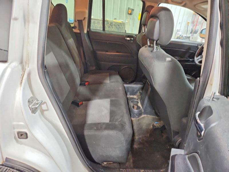 Zdjęcie 10 z aukcji – 2016 JEEP COMPASS z VIN 1C4NJDBB2GD556483