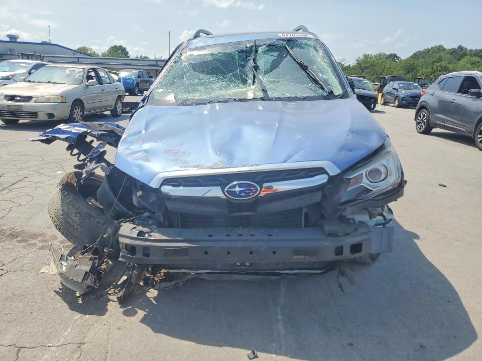 Фото 5 с аукциона – 2018 SUBARU FORESTER с VIN JF2SJAWC5JH568973