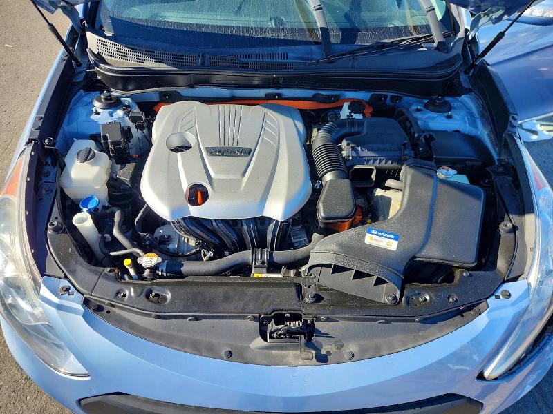 Photo 11 from auction – 2015 HYUNDAI SONATA HYBRID with VIN KMHEC4A41FA134665